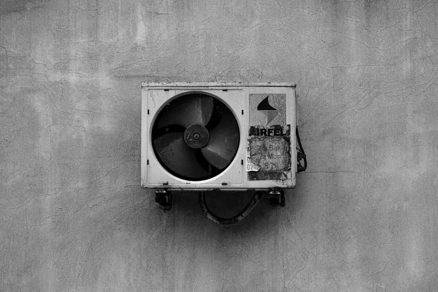 HVAC contractor working in Birmingham, UK
