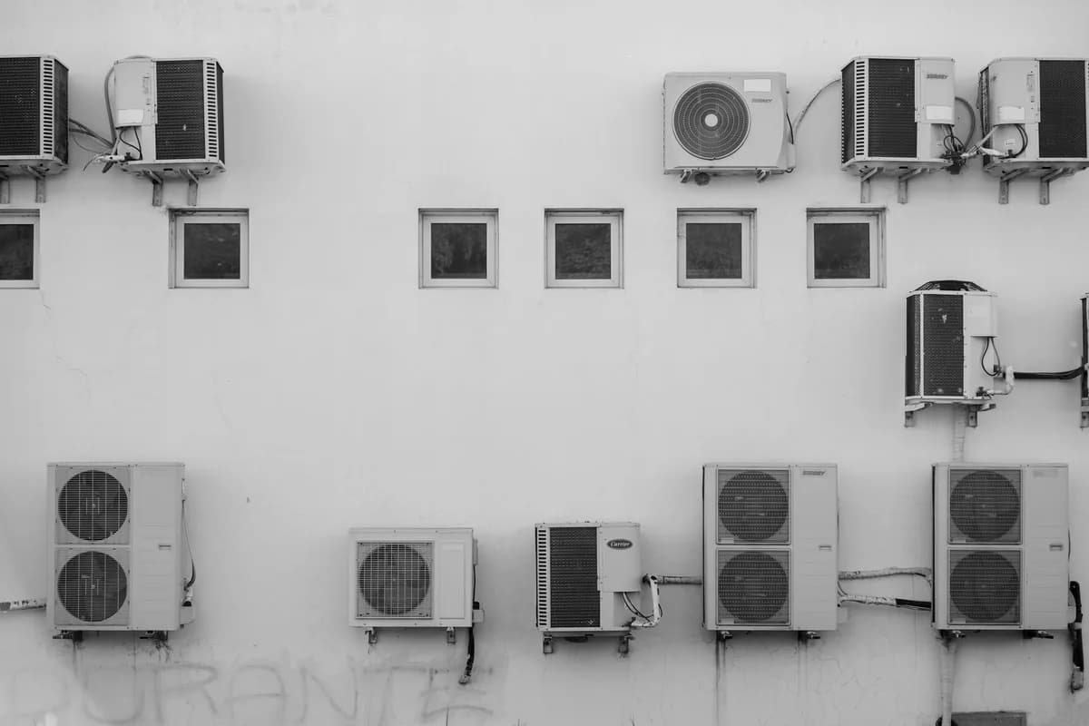 HVAC contractor working in Charlotte, NC