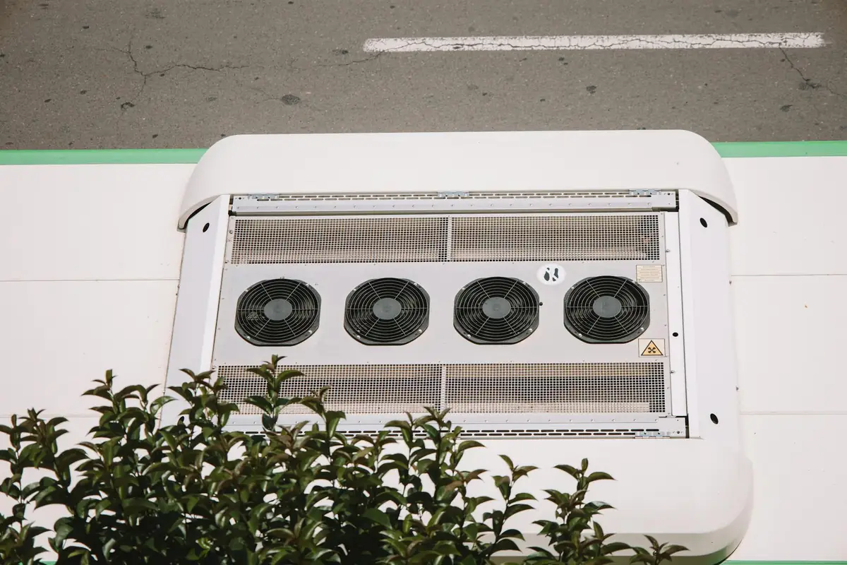 HVAC contractor working in Mesa, AZ