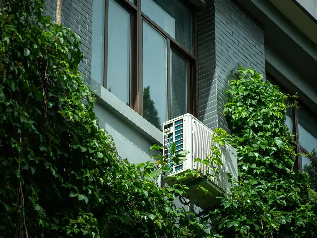 HVAC contractor working in St Paul, MN