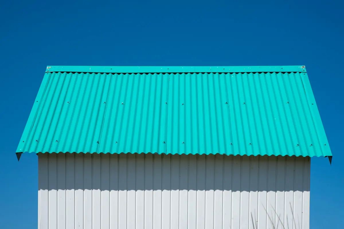 Siding contractor working in Edinburgh, UK